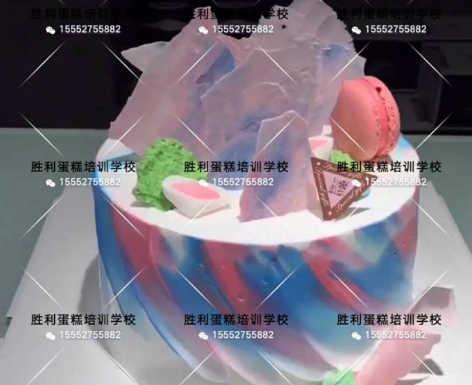 生日蛋糕裱花