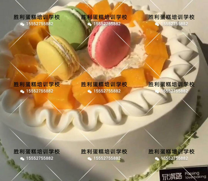 生日蛋糕裱花